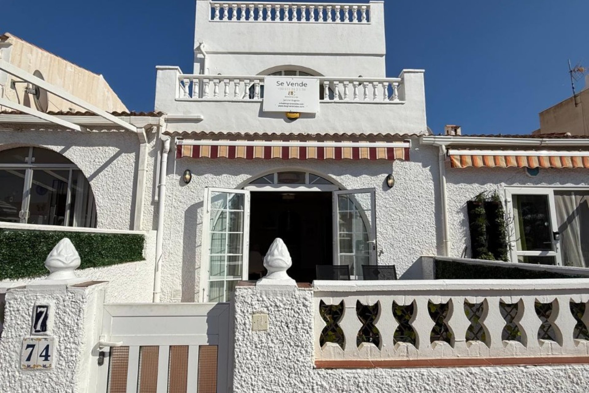 Resale - Townhouse / Duplex / Corner - Torrevieia - La Siesta