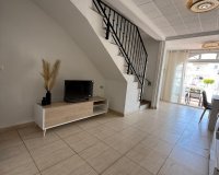 Resale - Townhouse / Duplex / Corner - Torrevieia - La Siesta