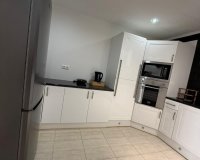 Resale - Townhouse / Duplex / Corner - Torrevieia - La Siesta