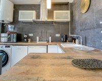 Resale - Townhouse / Duplex / Corner - Torrevieia - La Siesta