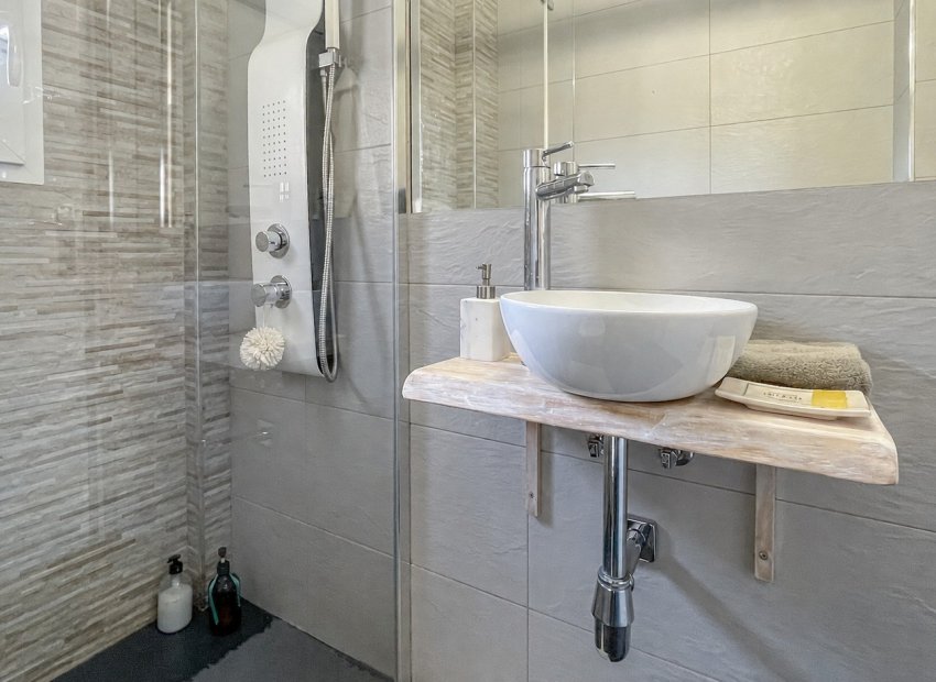 Resale - Townhouse / Duplex / Corner - Torrevieia - La Siesta