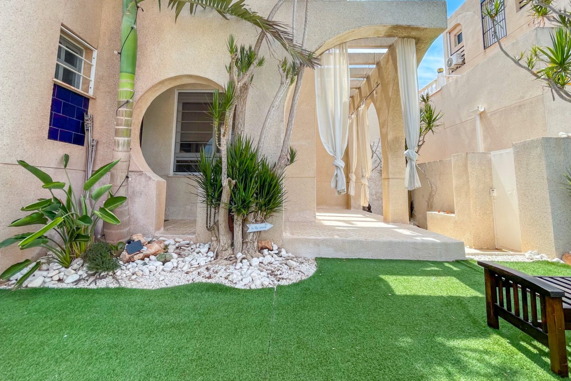 Resale - Townhouse / Duplex / Corner - Torrevieia - La Siesta