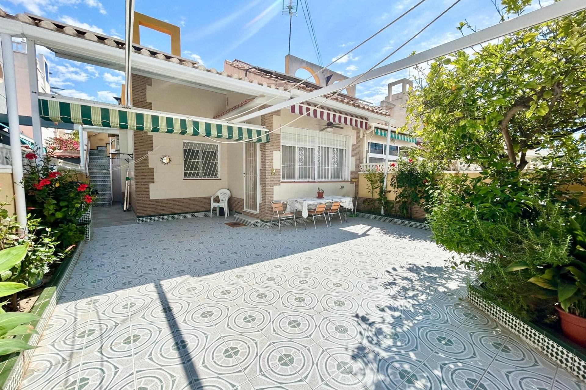 Resale - Townhouse / Duplex / Corner - Torrevieia - La Torreta