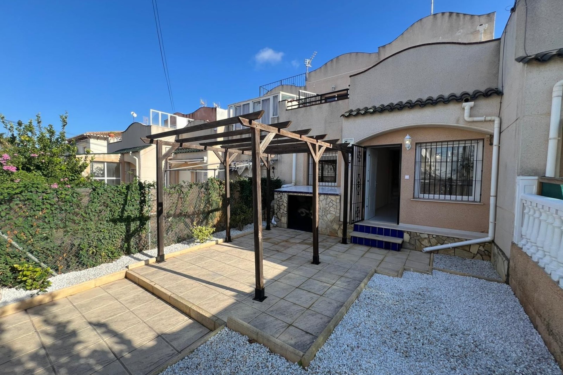 Resale - Townhouse / Duplex / Corner - Torrevieia - Lago Jardín II