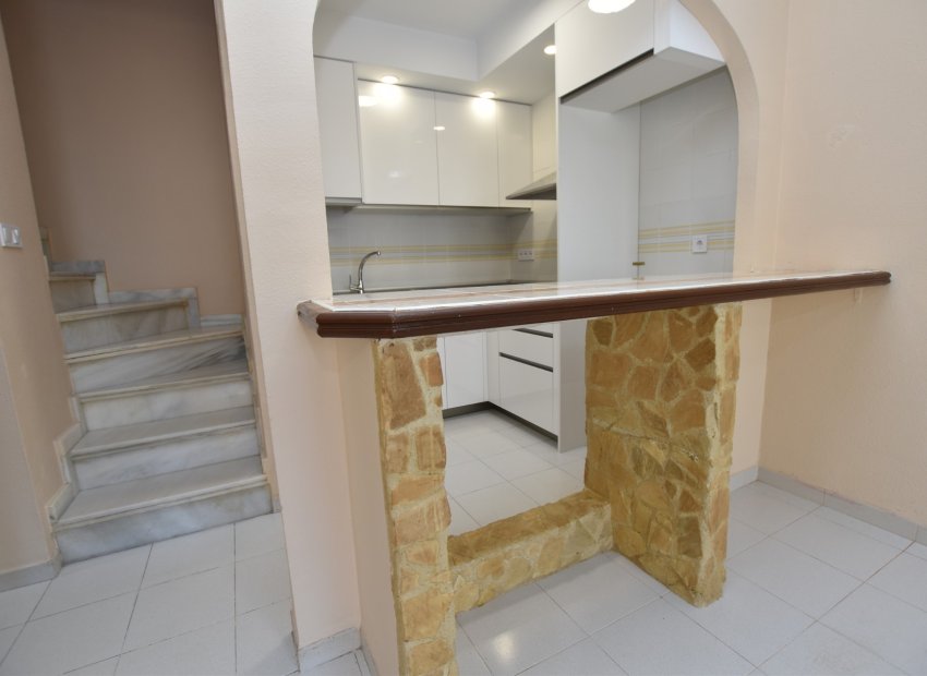 Resale - Townhouse / Duplex / Corner - Torrevieia - Lago Jardín II