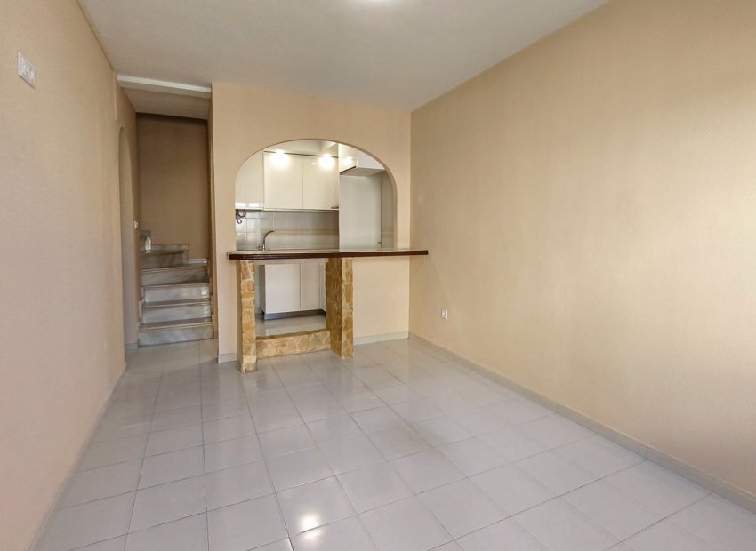 Resale - Townhouse / Duplex / Corner - Torrevieia - Lago Jardin