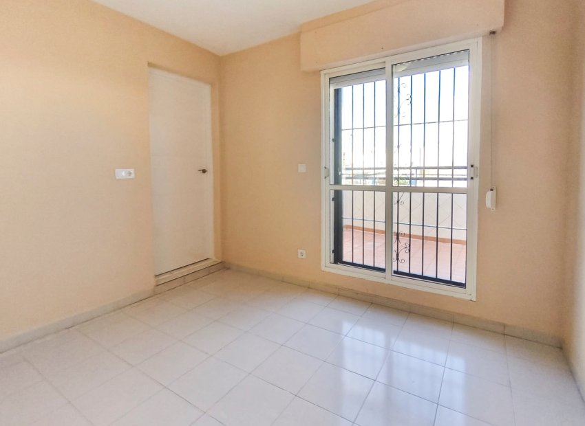 Resale - Townhouse / Duplex / Corner - Torrevieia - Lago Jardin