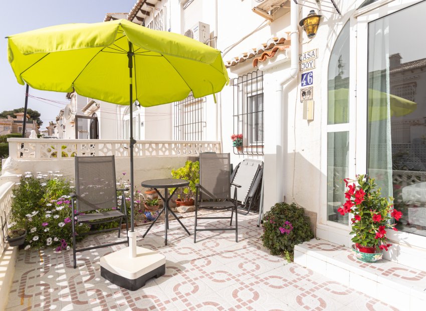 Resale - Townhouse / Duplex / Corner - Torrevieia - Lago Jardin