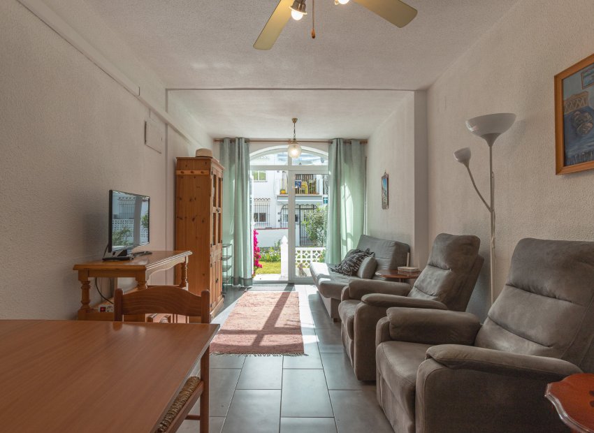 Resale - Townhouse / Duplex / Corner - Torrevieia - Lago Jardin