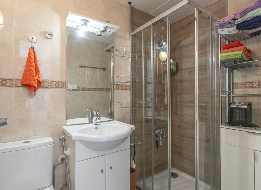Resale - Townhouse / Duplex / Corner - Torrevieia - Lago Jardin