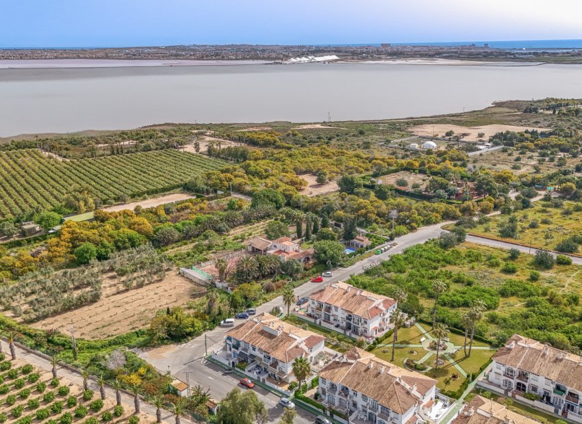 Resale - Townhouse / Duplex / Corner - Torrevieia - Lago Jardin