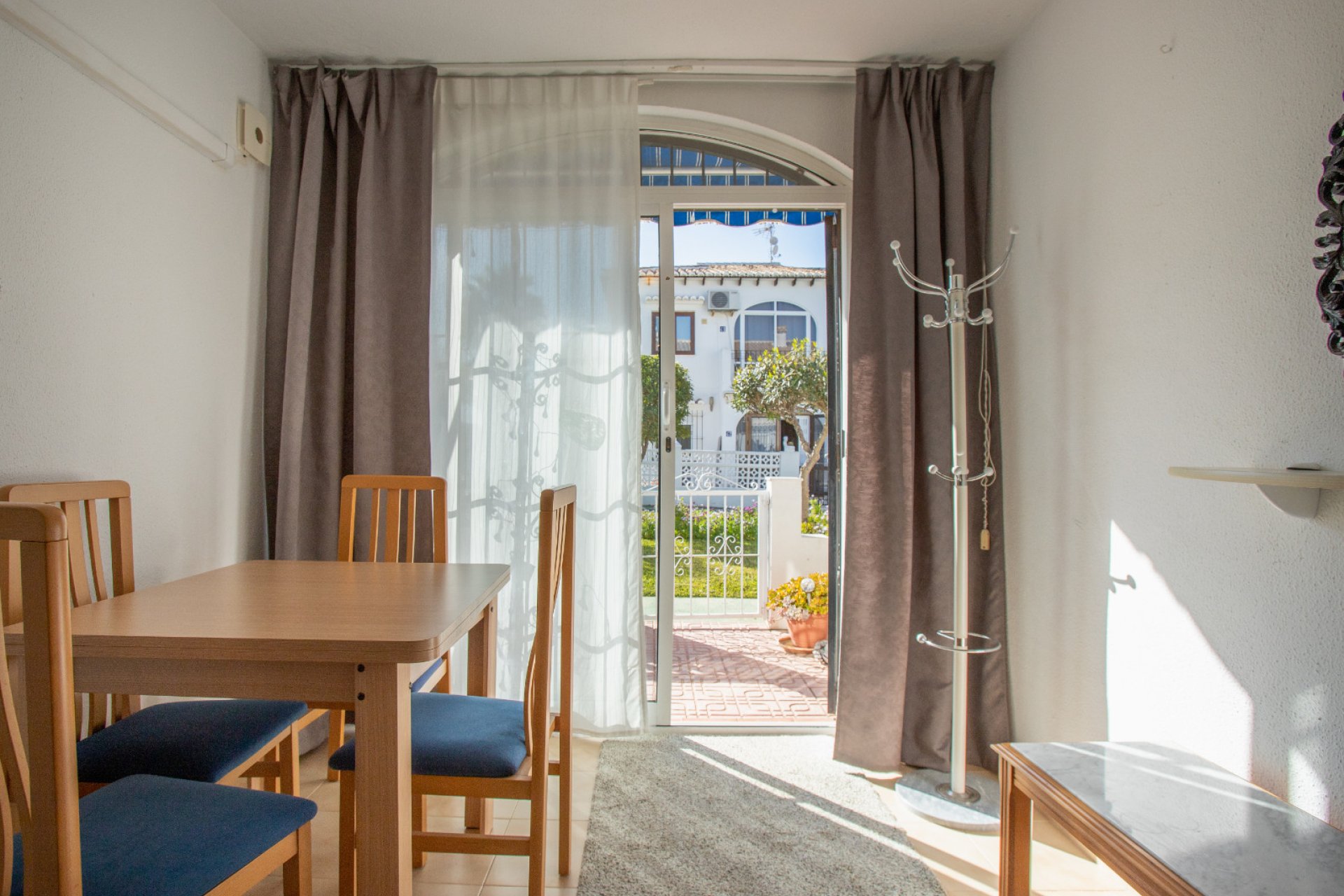 Resale - Townhouse / Duplex / Corner - Torrevieia - Lago Jardin