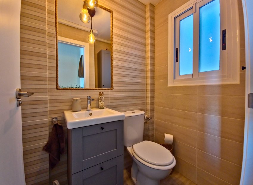 Resale - Townhouse / Duplex / Corner - Torrevieia - Los Balcones