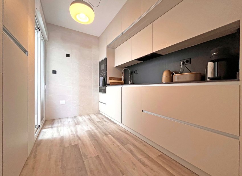 Resale - Townhouse / Duplex / Corner - Torrevieia - Los Balcones