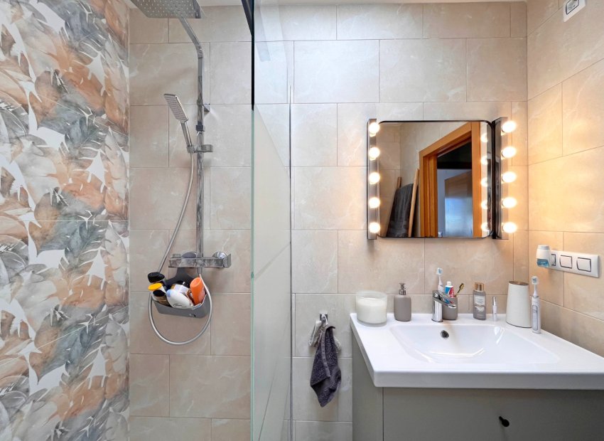 Resale - Townhouse / Duplex / Corner - Torrevieia - Los Balcones