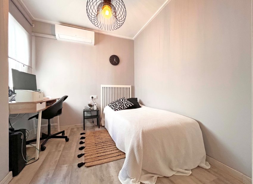 Resale - Townhouse / Duplex / Corner - Torrevieia - Los Balcones