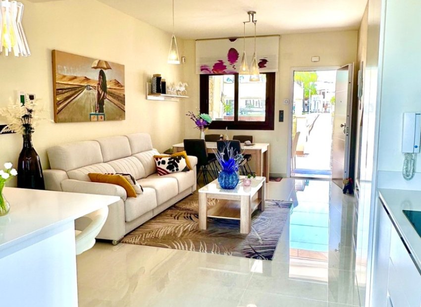 Resale - Townhouse / Duplex / Corner - Torrevieia - Los Balcones