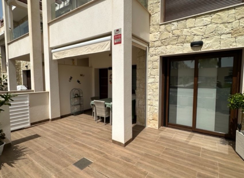 Resale - Townhouse / Duplex / Corner - Torrevieia - Los Balcones