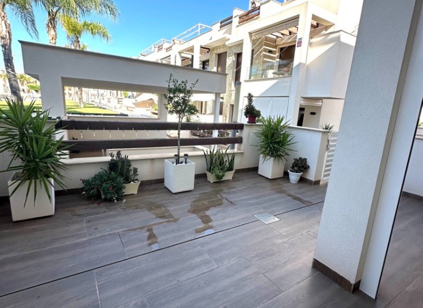 Resale - Townhouse / Duplex / Corner - Torrevieia - Los Balcones