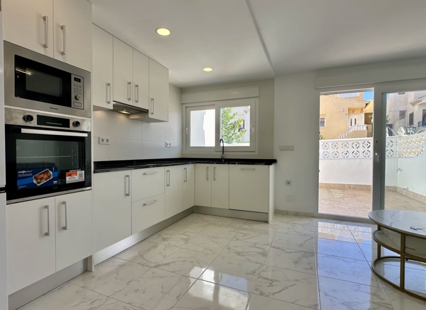 Resale - Townhouse / Duplex / Corner - Torrevieia - Los Balcones