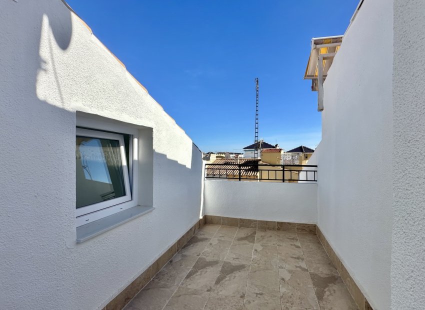 Resale - Townhouse / Duplex / Corner - Torrevieia - Los Balcones