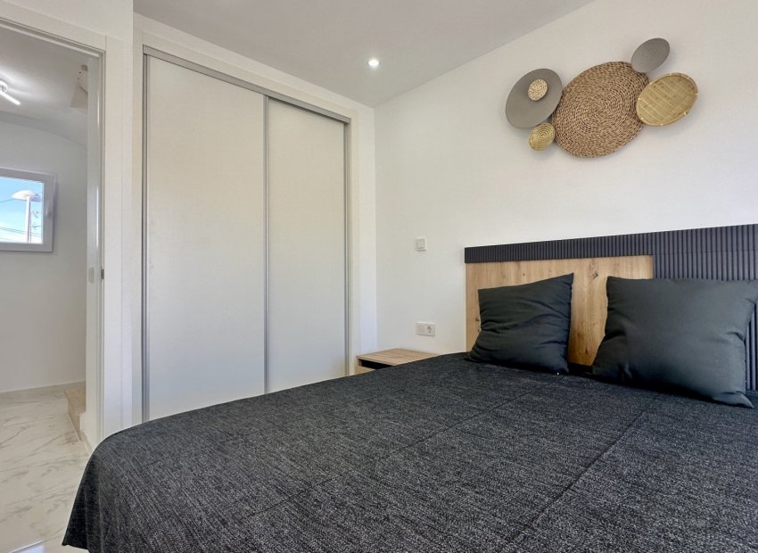 Resale - Townhouse / Duplex / Corner - Torrevieia - Los Balcones