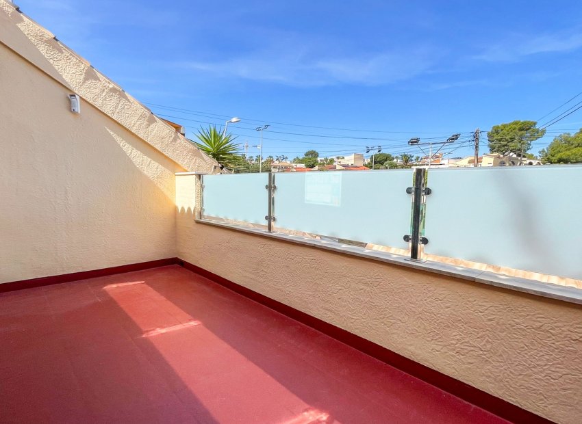 Resale - Townhouse / Duplex / Corner - Torrevieia - Los Balcones