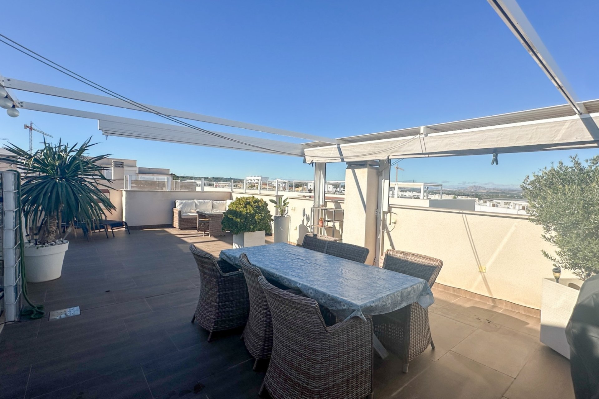 Resale - Townhouse / Duplex / Corner - Torrevieia - Los Balcones