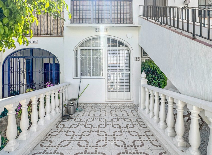 Resale - Townhouse / Duplex / Corner - Torrevieia - Los Balcones
