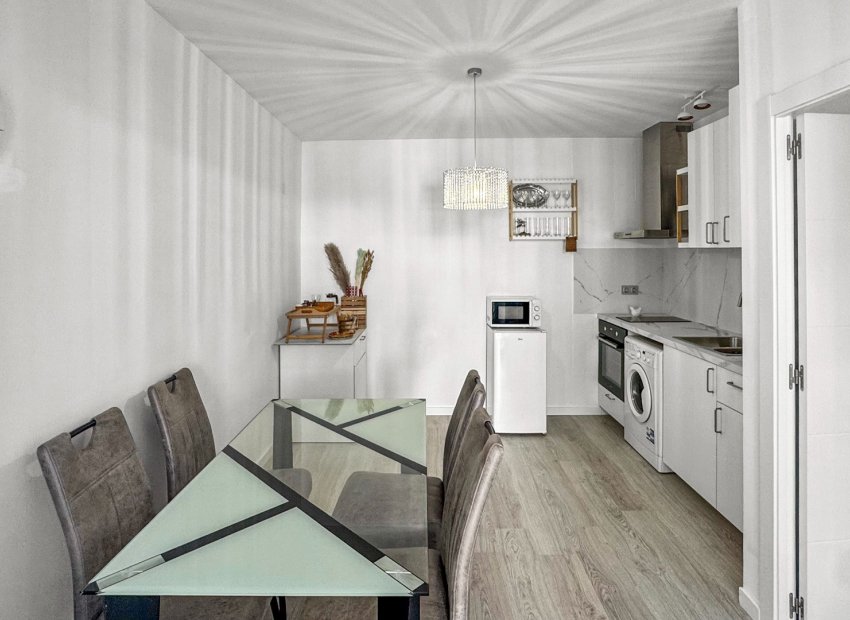 Resale - Townhouse / Duplex / Corner - Torrevieia - Los Balcones