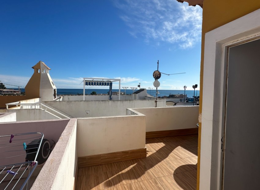 Resale - Townhouse / Duplex / Corner - Torrevieia - Nueva Torrevieja