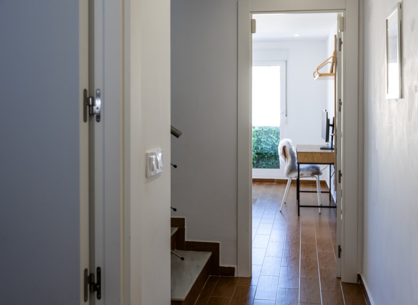 Resale - Townhouse / Duplex / Corner - Torrevieia - Nueva Torrevieja