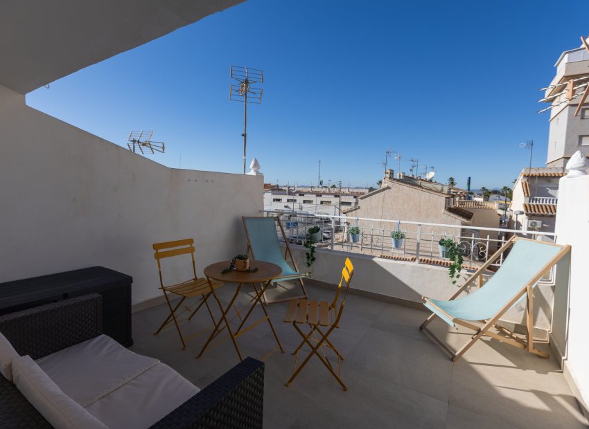 Resale - Townhouse / Duplex / Corner - Torrevieia - Nueva Torrevieja