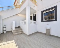 Resale - Townhouse / Duplex / Corner - Torrevieia - Parque de las Naciones