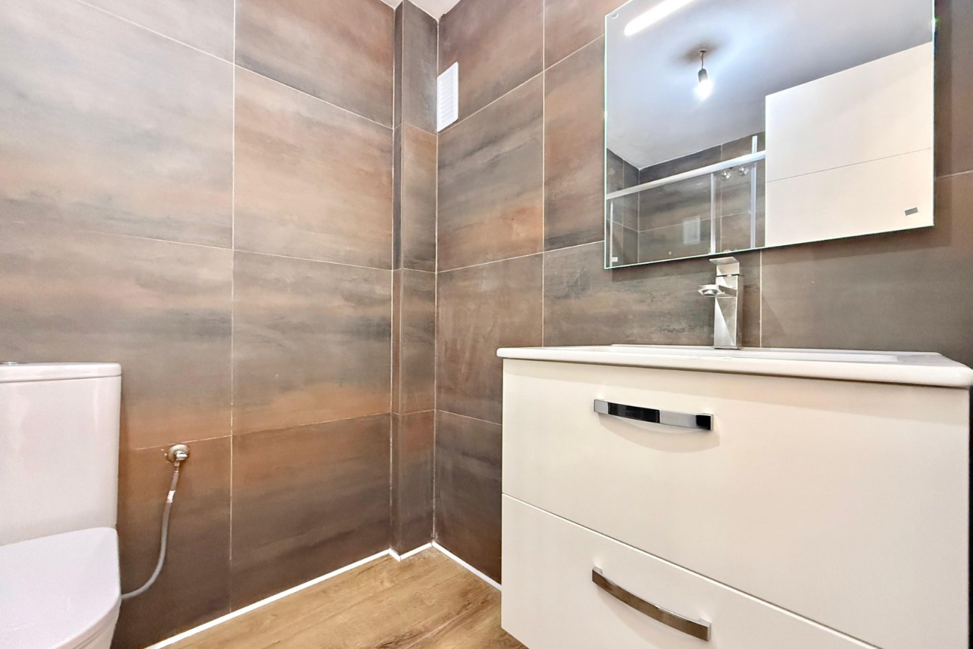 Resale - Townhouse / Duplex / Corner - Torrevieia - Parque de las Naciones