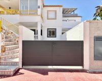 Resale - Townhouse / Duplex / Corner - Torrevieia - Parque de las Naciones