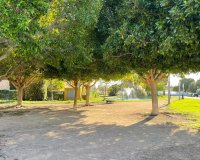 Resale - Townhouse / Duplex / Corner - Torrevieia - Punta Prima