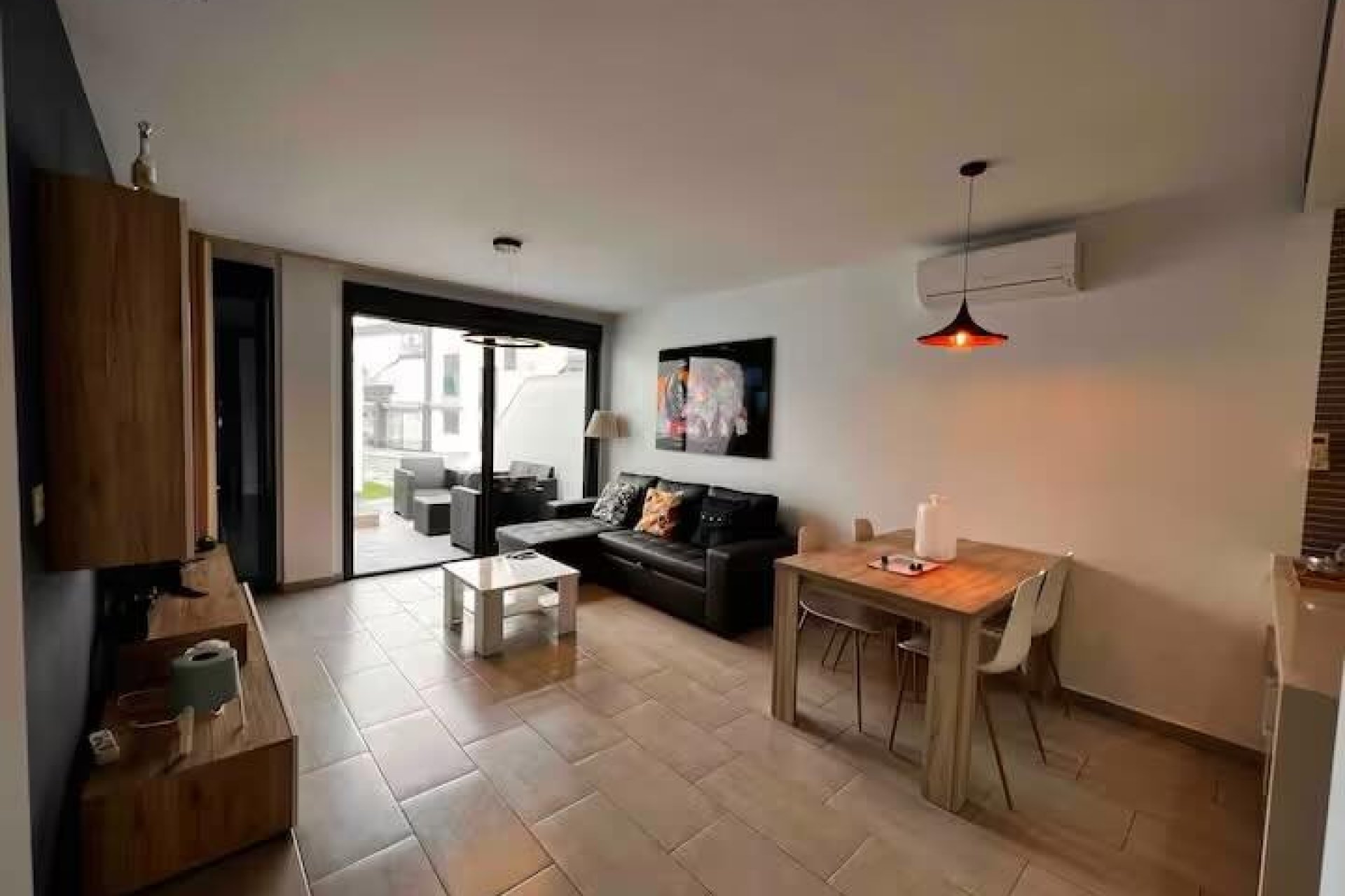 Resale - Townhouse / Duplex / Corner - Torrevieia - Punta Prima