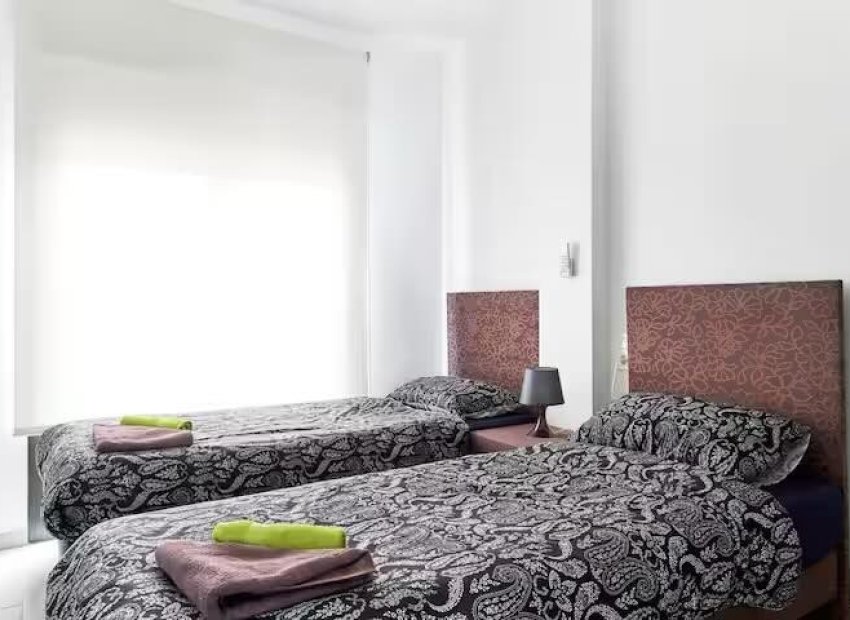 Resale - Townhouse / Duplex / Corner - Torrevieia - Punta Prima