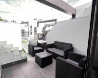 Resale - Townhouse / Duplex / Corner - Torrevieia - Punta Prima