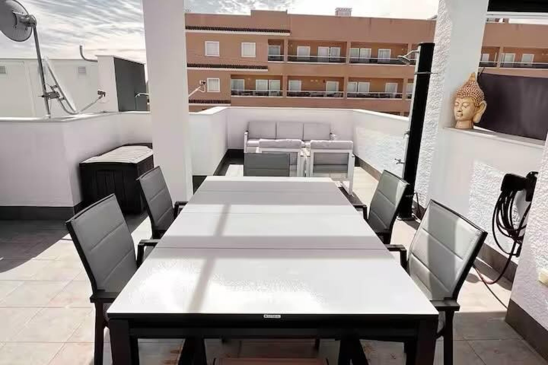 Resale - Townhouse / Duplex / Corner - Torrevieia - Punta Prima