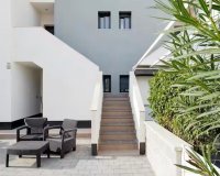 Resale - Townhouse / Duplex / Corner - Torrevieia - Punta Prima