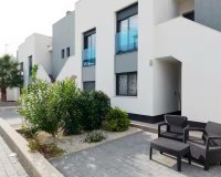 Resale - Townhouse / Duplex / Corner - Torrevieia - Punta Prima