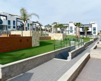 Resale - Townhouse / Duplex / Corner - Torrevieia - Punta Prima