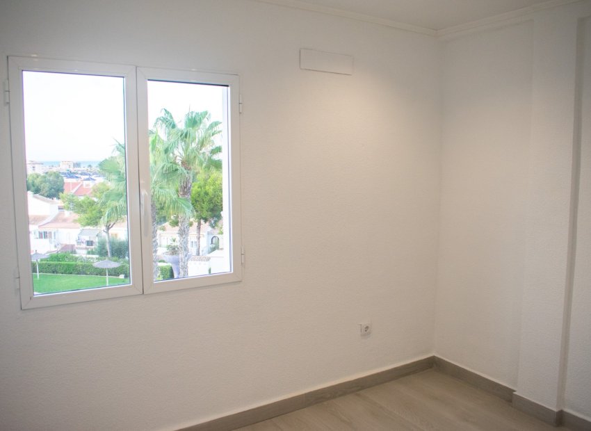 Resale - Townhouse / Duplex / Corner - Torrevieia - Torreblanca