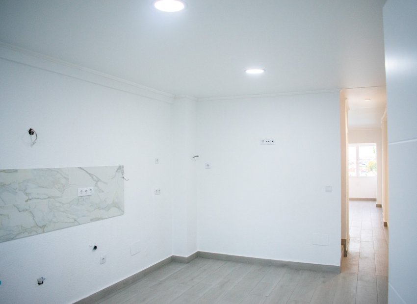 Resale - Townhouse / Duplex / Corner - Torrevieia - Torreblanca