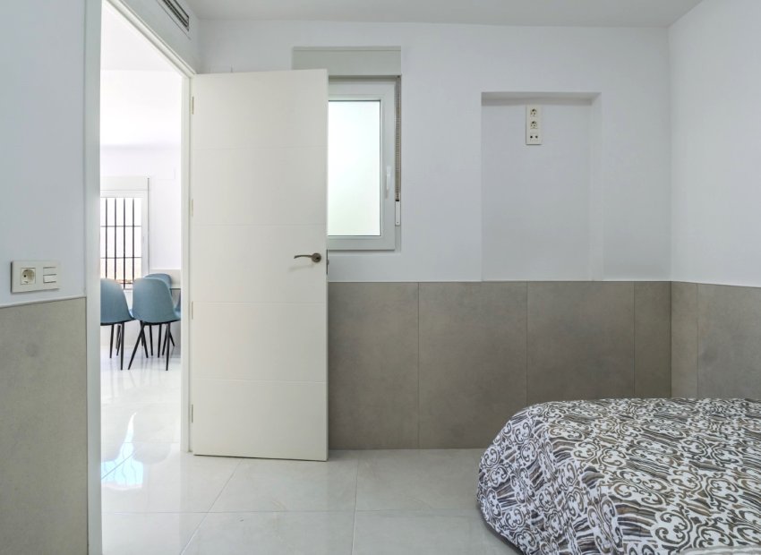 Resale - Townhouse / Duplex / Corner - Torrevieia - Torrevieja