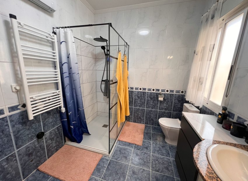 Resale - Townhouse / Duplex / Corner - Torrevieia - Torrevieja