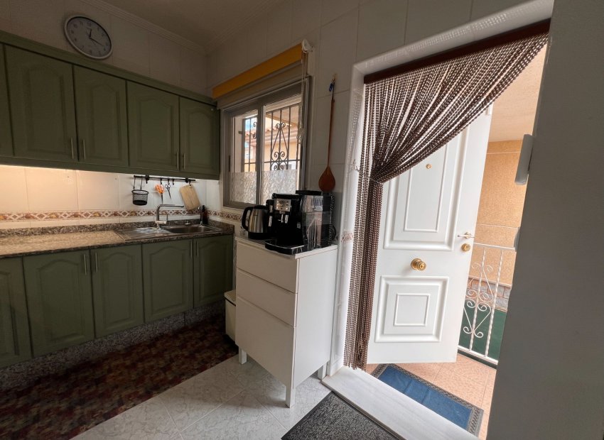 Resale - Townhouse / Duplex / Corner - Torrevieia - Torrevieja