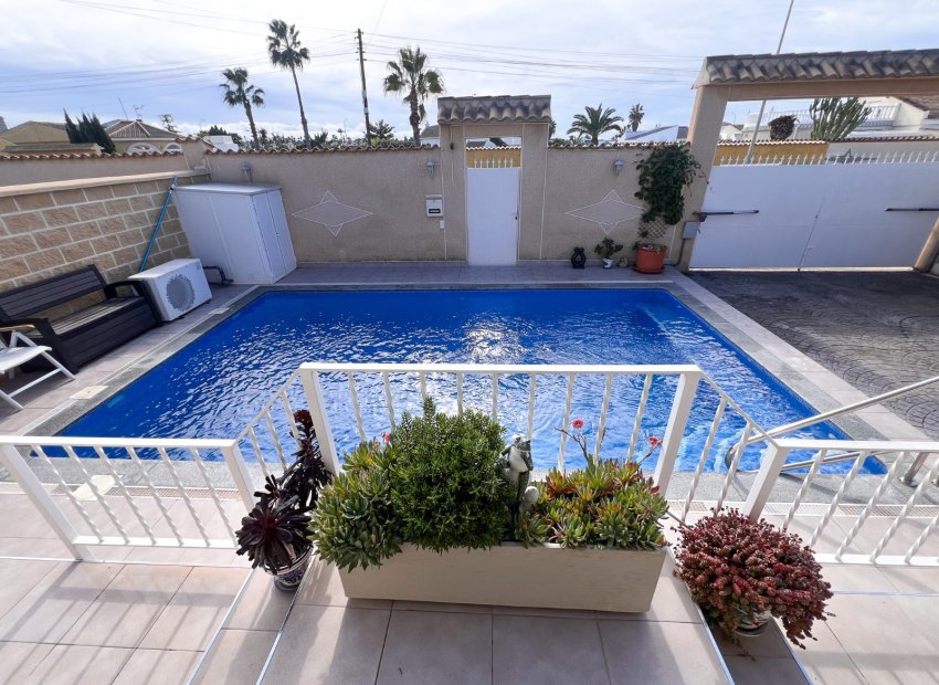 Resale - Townhouse / Duplex / Corner - Torrevieia - Torrevieja